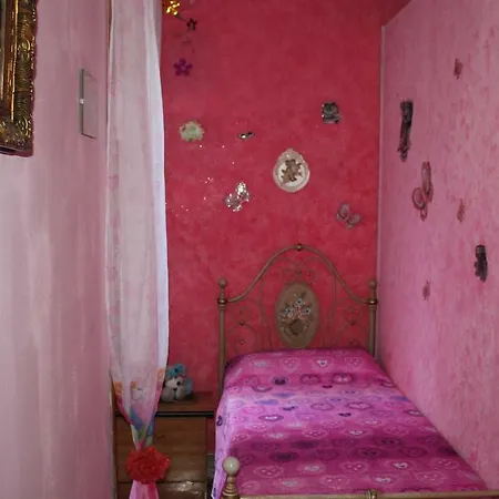 New Pink Holiday home